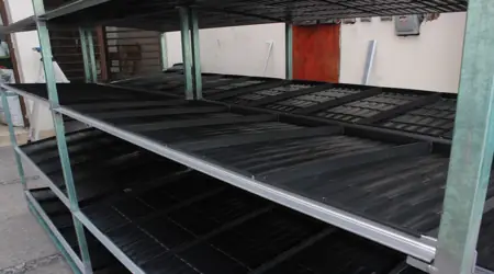 charolas para fvh en anaquel