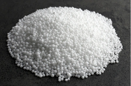 Fertilizante nitrato de calcio para cultivo de fresa en hidroponía